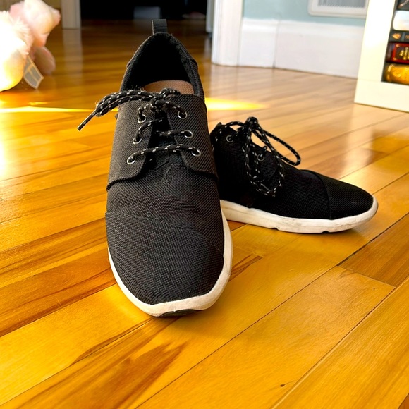 The perfect casual shoe! - Picture 1 of 2